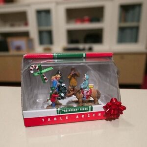 Coventry Cove Holiday Village "Reindeer Rides" Table Accent
